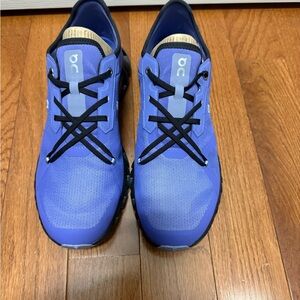 On Running Men's Athletic Shoes in Blue and Black